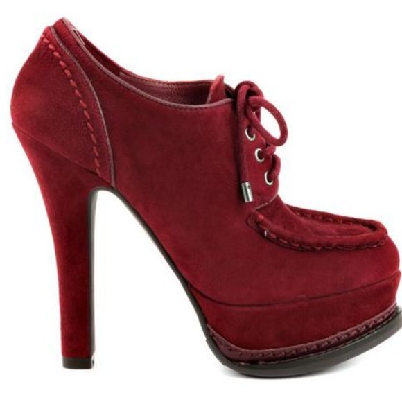 Meet your Posher, Courtney. - Picture 6 of 8